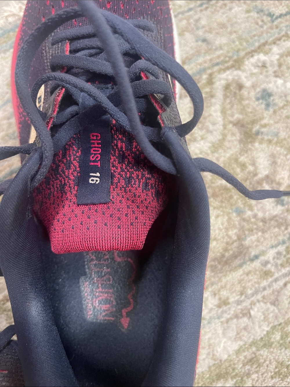 Women’s Brooks Ghost 16 . Size 10.5 - Picture 11 of 12